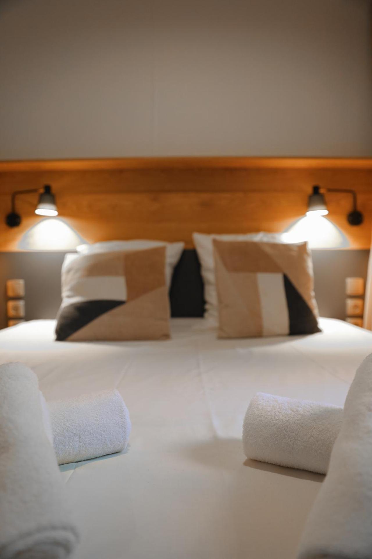 Rives D'Arc Hotel Vallon-Pont-d'Arc Room photo