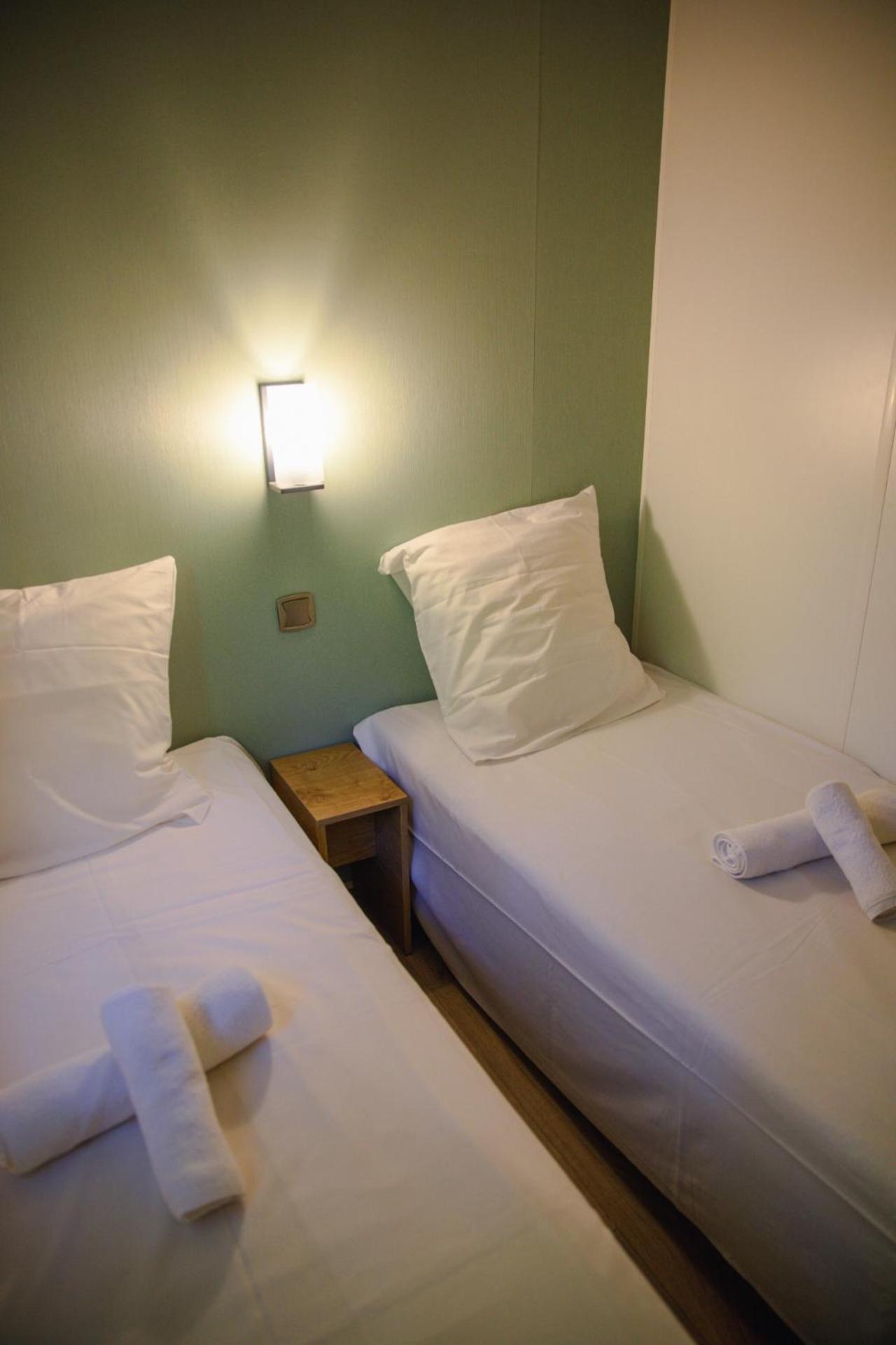Rives D'Arc Hotel Vallon-Pont-d'Arc Room photo